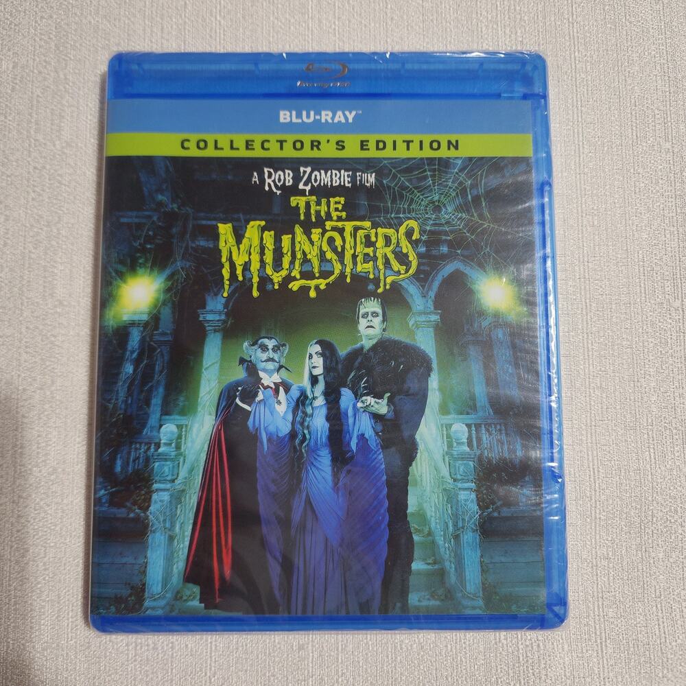 The munsters collector's edition Blu-ray
